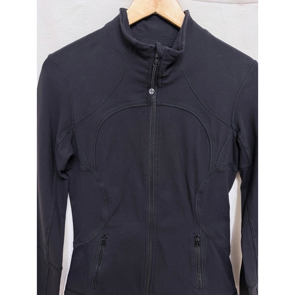 Lululemon Define Jacket Black Size 8 Full Zip Thumbhole Athletic Yoga Jacket
